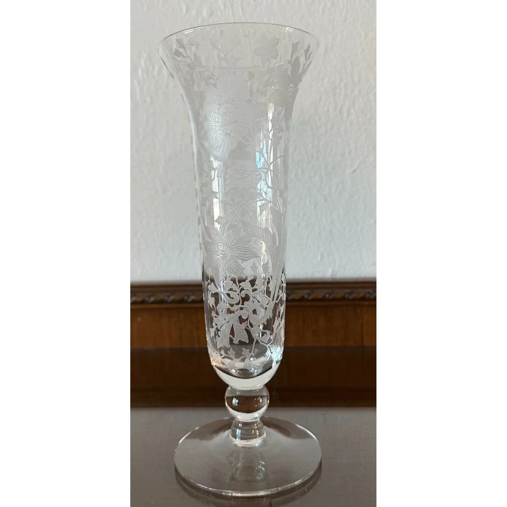 Cambridge Crystal 8.5'' Footed Floral Vase